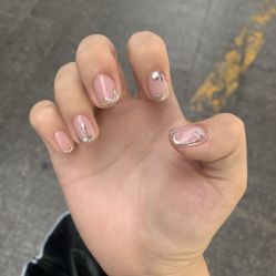 -悦指间美甲美睫