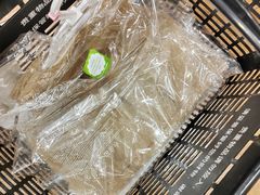 -优衣库(南宁江南万达店)