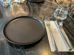 -LES ELITES 英集荟(南京西路店)