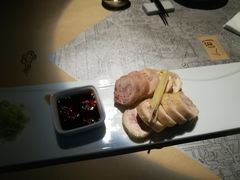-穹六人间 people 6(岳阳路店)