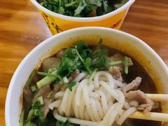 生烫牛肉粉-王记生烫牛杂面馆(兰陵路店)