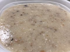 -红旗山庄(圭峰山店)