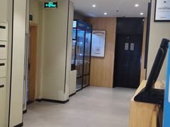 -艾豪森酒店(西安北大街地铁站店)