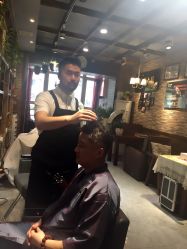 点击看大图 -MONE美发沙龙