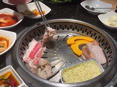 -木槿花韩式炭烤·熟成肉工坊(孙文东路店)