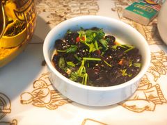 酸酸辣辣小木耳-俏九州·小炒黄牛肉(华润万象汇店)