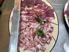 天衣無縫拚一兩肉-华哥新鲜猪精品美食