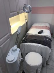 -Hi Beauty Skin 科技美肤中心