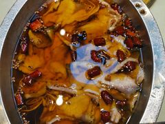 -鑫巴蜀小镇 · 水煮鱼专研店(玉桥店)