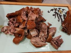 -有红鸡毛店·川菜(建设路店)