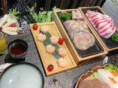 -湊湊火锅·茶憩(新中关购物中心店)