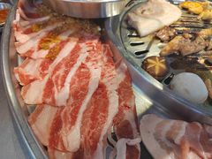 -哈哈碳都·牛肋条无限自助烤肉(台江万达店)