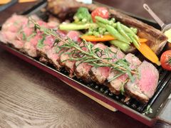 -普朗姆生蚝牛排馆 The Plump Oyster(成都摩方购物中心店)