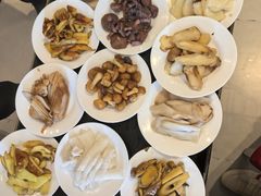 -天宜隆蘑菇宴火锅(石景山旗舰店)
