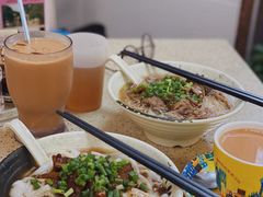 牛腩河粉-彩香园咖啡美食(海南花园第2座店)