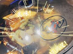 -营信刘罗锅铁锅炖(民主店)