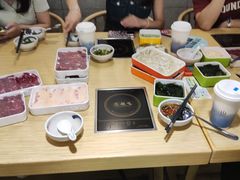 -杨老板·海鲜集市火锅·鲜切牛肉(中防万宝店)
