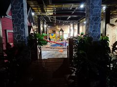 -泉城欧乐堡戏水湾艺术养生温泉