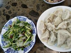 -周家大连水饺(美专校街店)