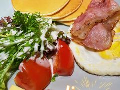 -Lia Cafe Bar Restaurant松山咖啡屋