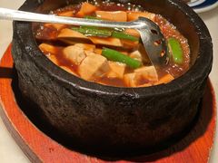 石锅沃豆腐-桂满陇-十里风荷(合生汇店)