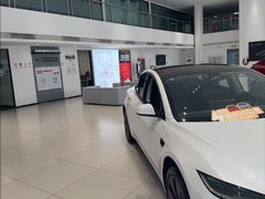 -TESLA 特斯拉(北京后沙峪特斯拉中心)