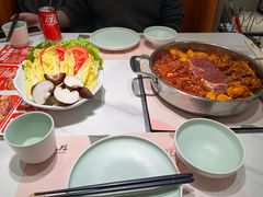 -黄记煌三汁焖锅(新佳丽江汉路店)