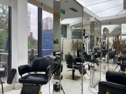 -CUT CUT Hair Salon