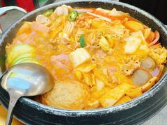 -豚妈妈汤饭·部队锅(南京东路店)