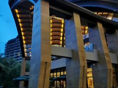 -三亚湾海居铂尔曼度假酒店