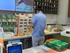 -优美滋动物奶油生日蛋糕(南陵苏果店)