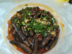 -铭记嘎洒生态鳝鱼(迎春街店)