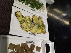 -HIHE Bistro·Oyster Bar(华熙live店)