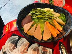 -谭鸭血老火锅(漳州路店)