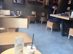 大堂-星巴克(美丽华花园店)