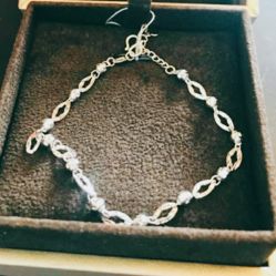 -六福珠寶(苏州人民商场店)