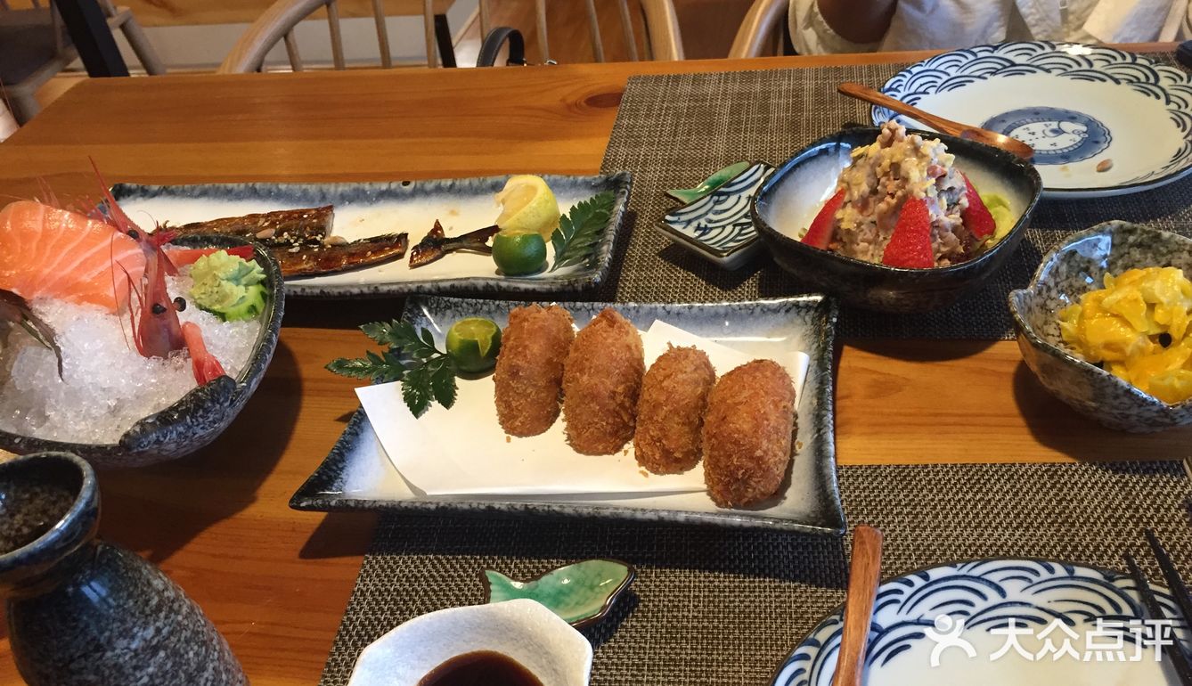来这里吃饭的人并不是很多