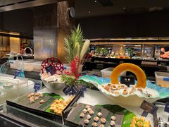 -钱小奴海鲜自助黑金店(杭州滨江龙湖店)