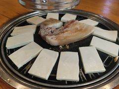 厚切五花肉-唯成•韩国炭火烤肉 유성고기