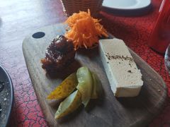 -羽深肉铺 Steak & Wine