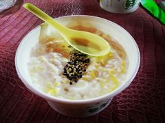 -清真老马家国华牛奶鸡蛋醪糟(正宁路店)