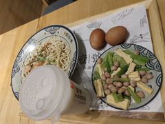 -头壹号 大油条·老长沙盖码饭(北辰店)