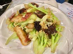 台州花菜炒腊味-广州酒家(文昌总店)