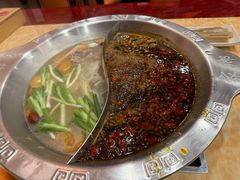 -家乡重庆火锅店