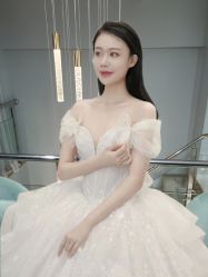 -衣贝姿婚纱礼服馆