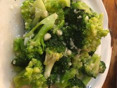 蒜蓉西蓝花-老姑砂锅·烧烤天津菜(体北道店)