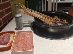 -钢管厂五区小郡肝串串香(蜀都万达店)