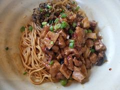 -佬钱湾仔(衣裳街店)