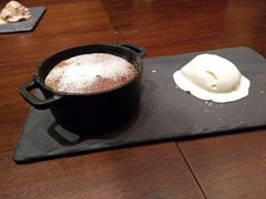 -恰餐厅及酒吧 CHAR Bar & Grill (北京丽都皇冠假日店)