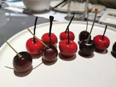 樱桃鹅肝-小大董·烤鸭(观景餐厅·南京西路店)